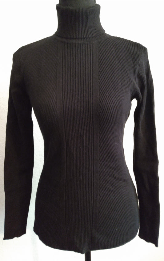 Black GAP Ribbed Turtleneck Sweater