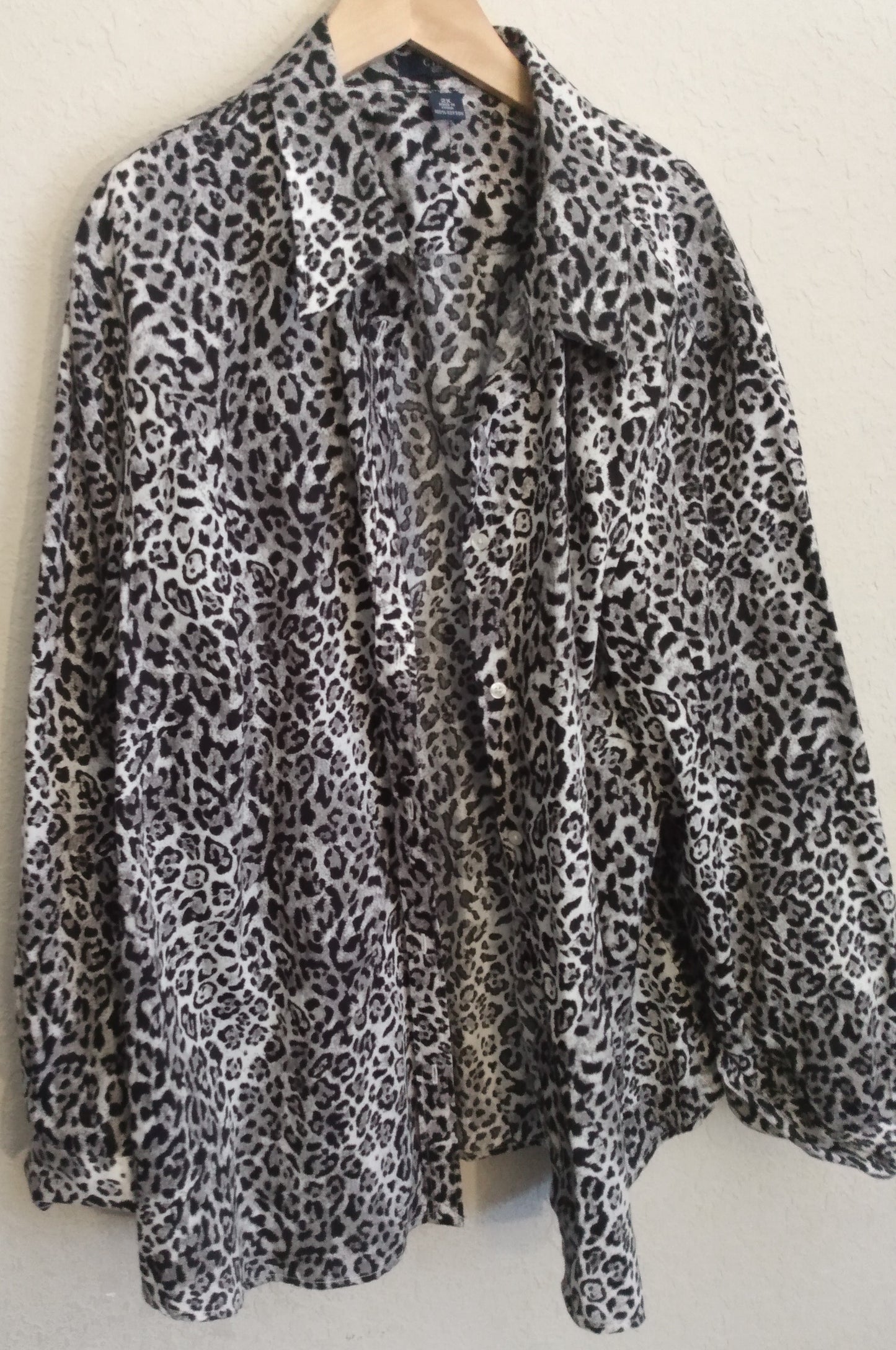 Long Sleeve Leopard Print Shirt